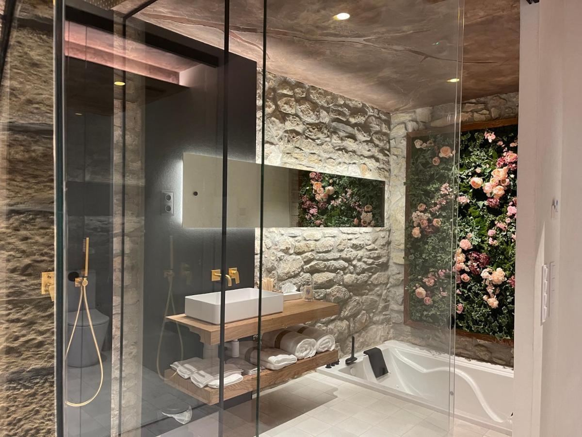 Les Quingles Otel Calders Dış mekan fotoğraf