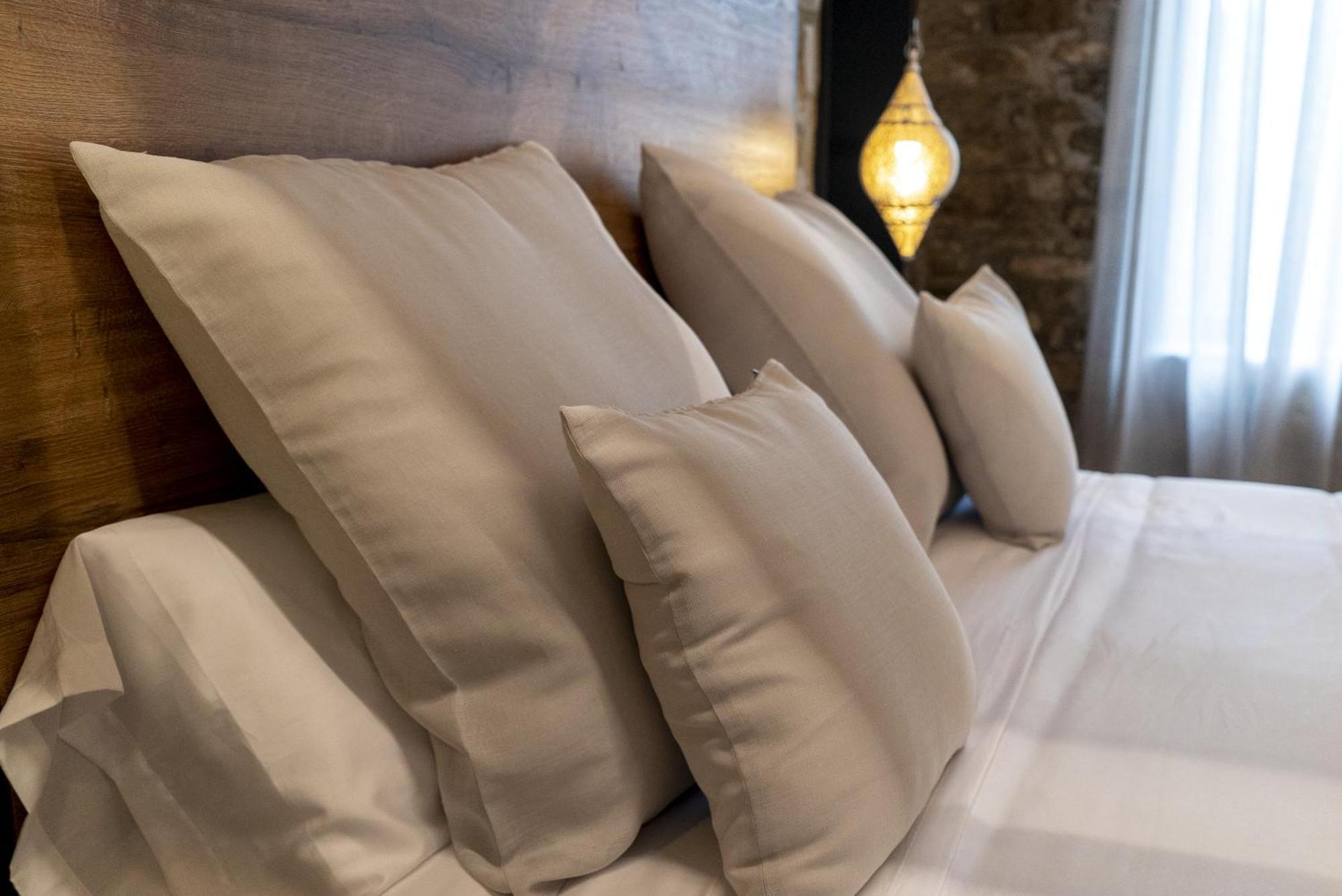 Les Quingles Otel Calders Dış mekan fotoğraf