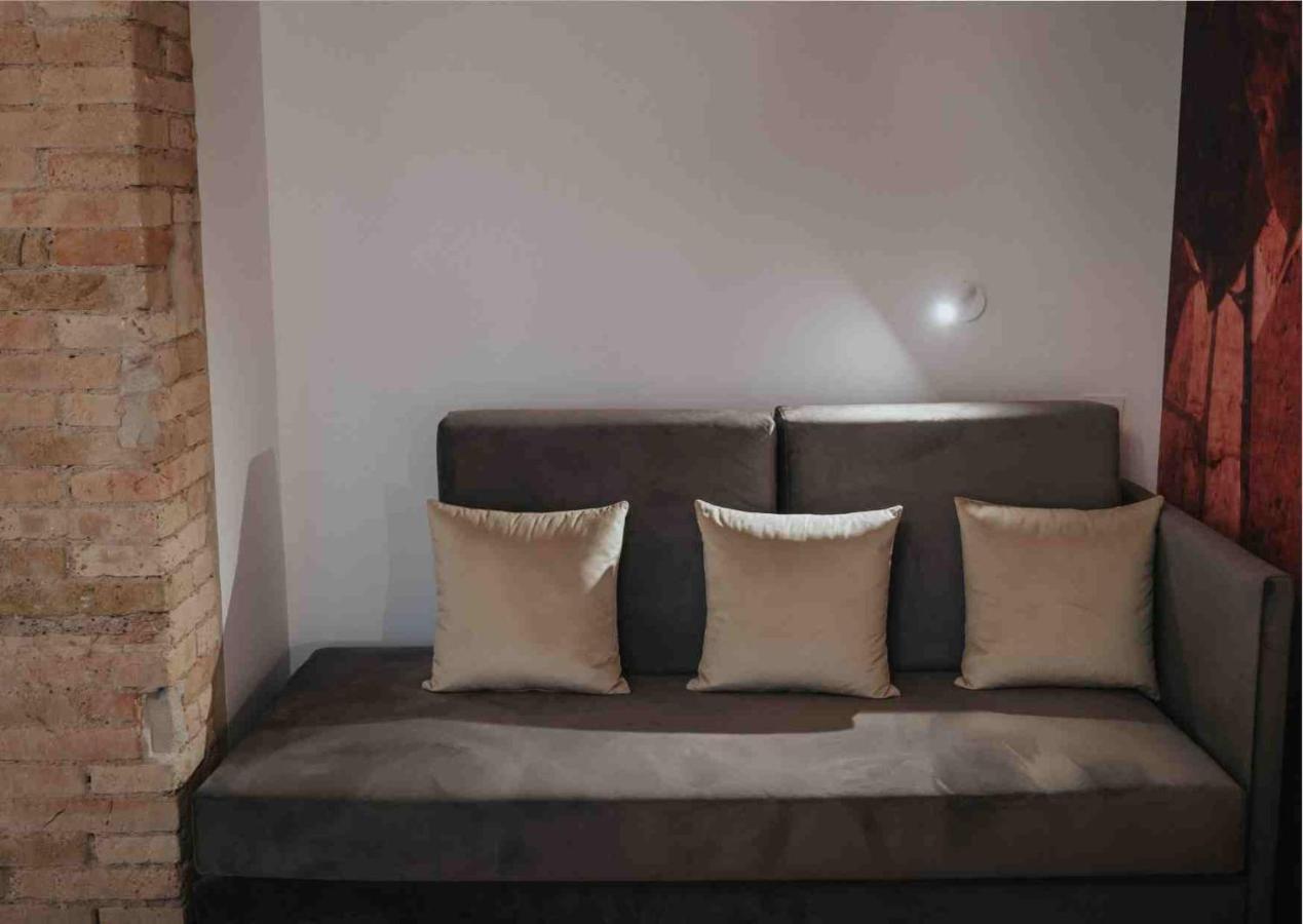 Les Quingles Otel Calders Dış mekan fotoğraf