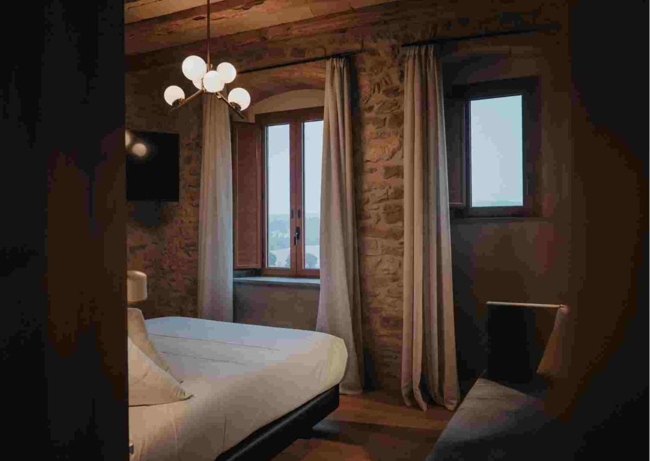Les Quingles Otel Calders Dış mekan fotoğraf