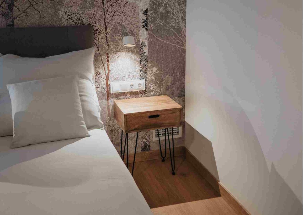 Les Quingles Otel Calders Dış mekan fotoğraf