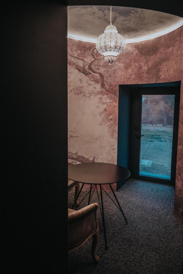 Les Quingles Otel Calders Dış mekan fotoğraf