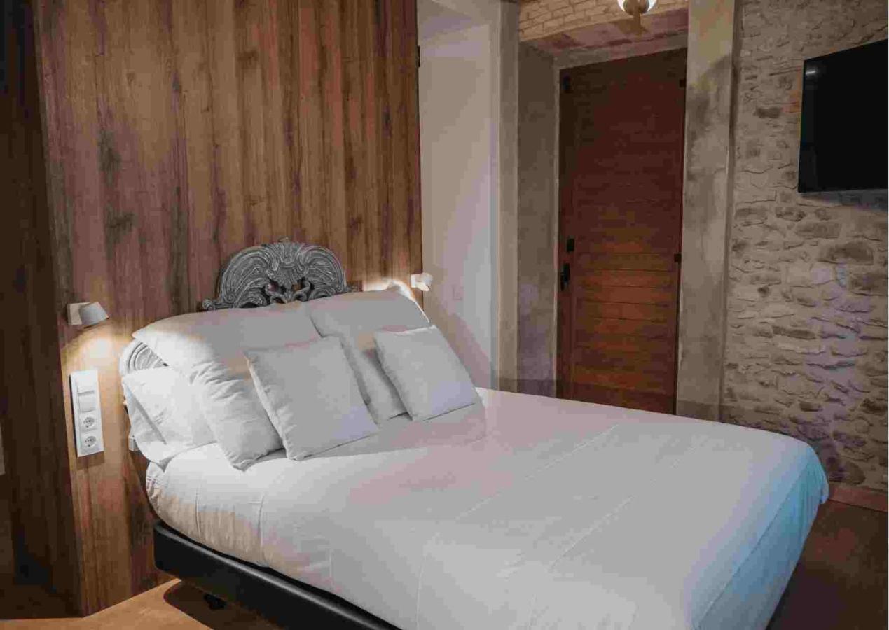 Les Quingles Otel Calders Dış mekan fotoğraf